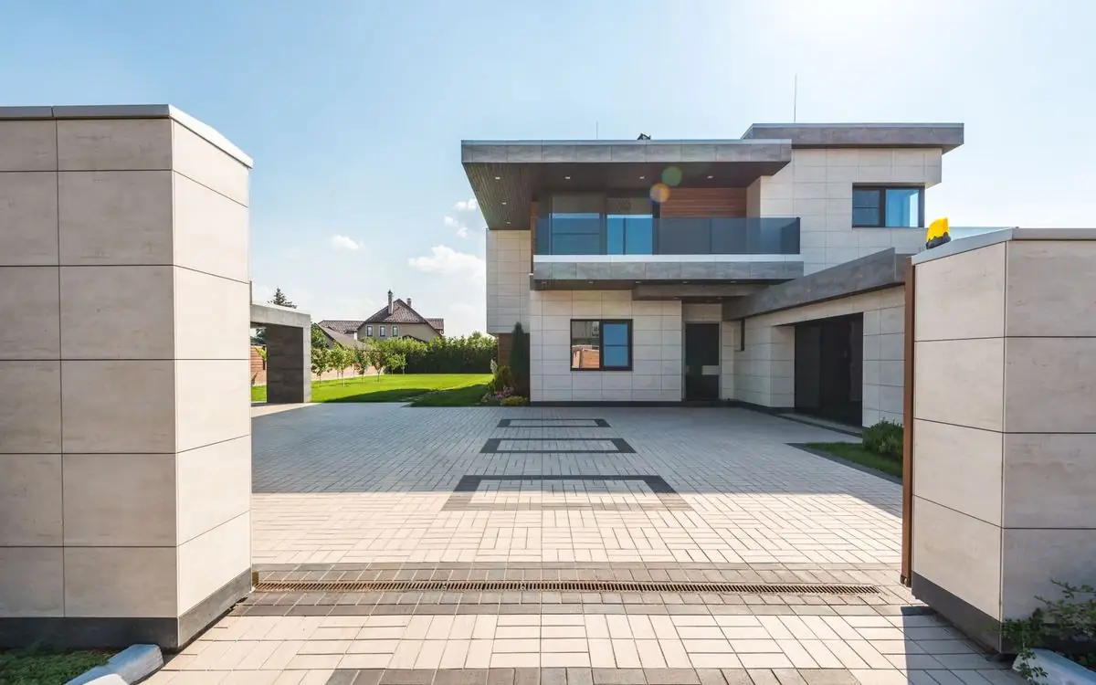Modern suburban home with a newly laid resin bound driveway